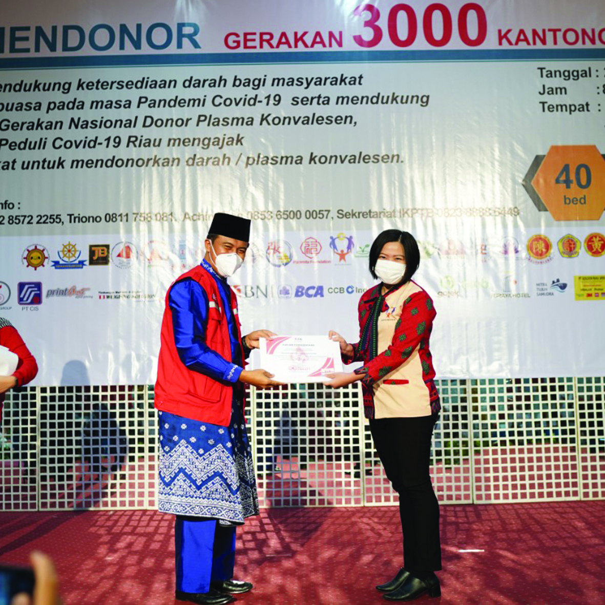 Penyerahan Piagam Penghargaan oleh PMI Indonesia untuk Sekolah Metta Maitreya